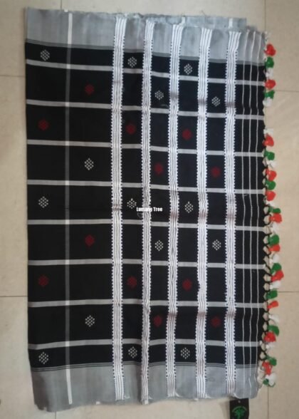 Santhali Panchi Saree