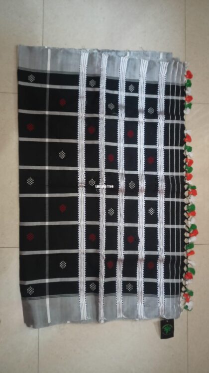 Santhali Panchi Saree